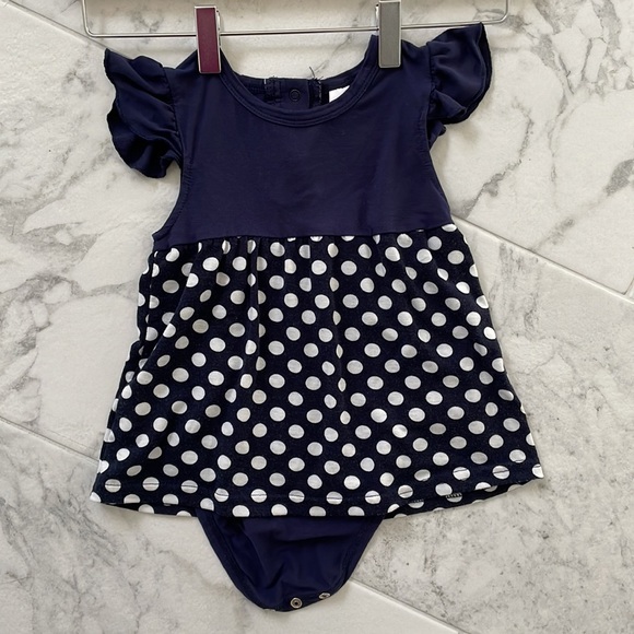 Mommy and me matching polka dot dresses. Womens size small. Baby size 6-9 months - Picture 2 of 4